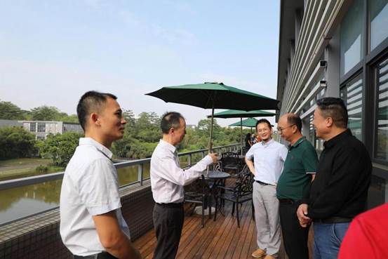 331f09eb8a969f8af3fc0de6fd36ad6